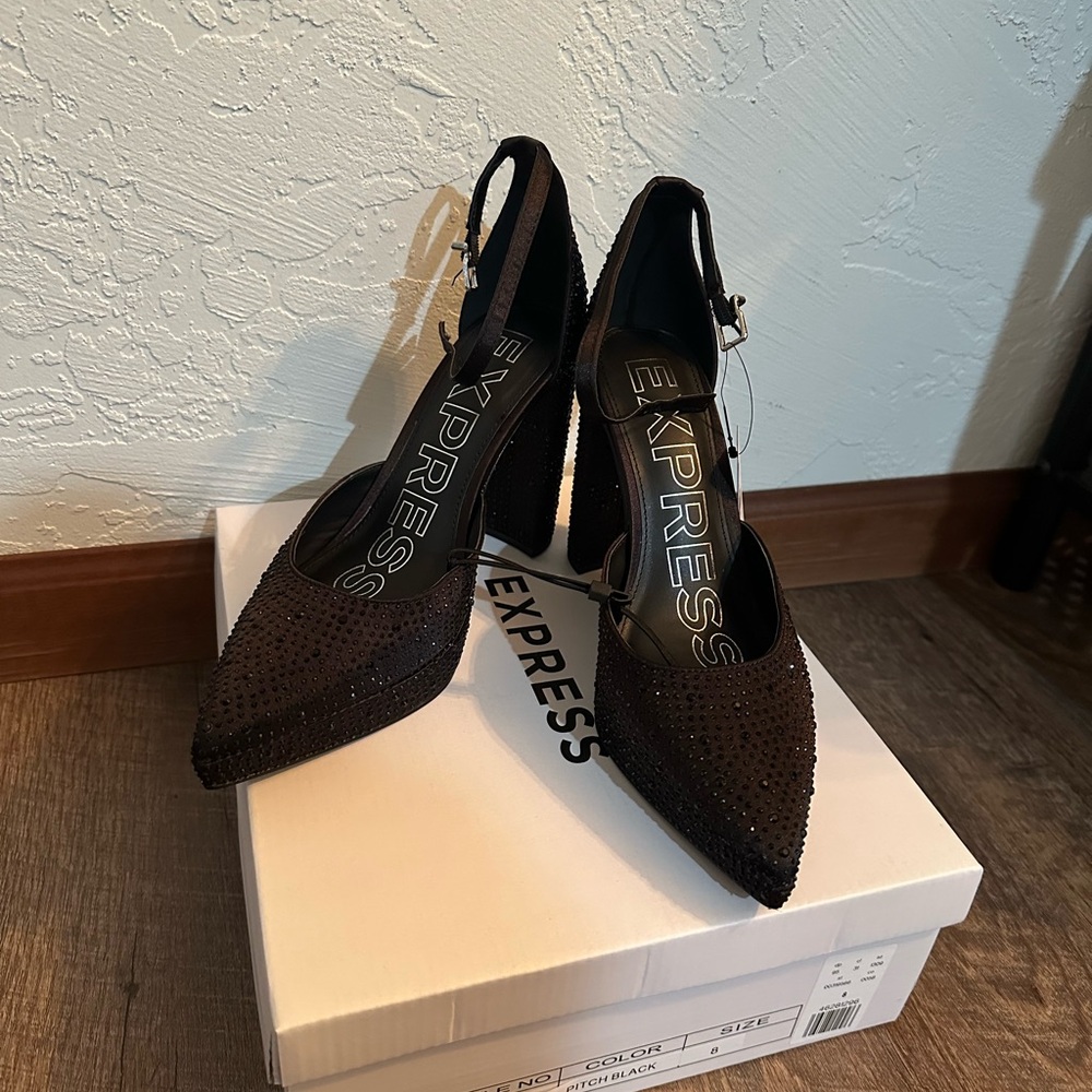 Express Rhinestone Closed Pointed Toe Platform Pumps Size 8